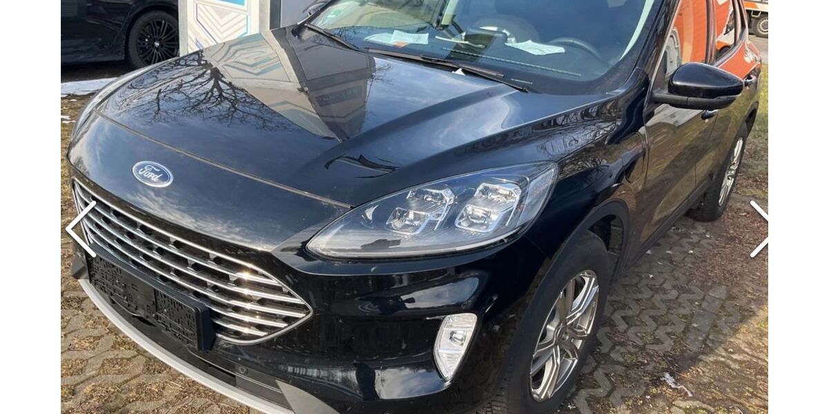 Ford Kuga 44.336 km 21.700 &euro; Brand-Erbisdorf 09618