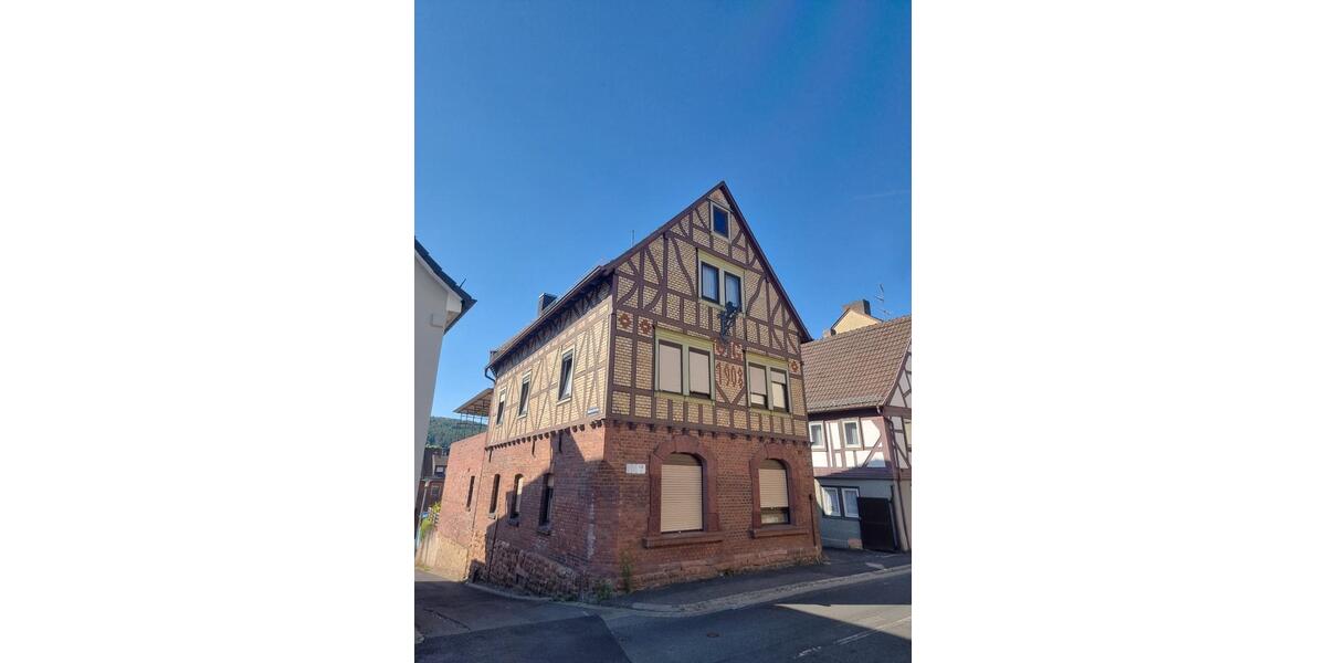 Einfamilienhaus Hösbach - 9 Zimmer, 162 m&sup2;, 360.000&euro; | Angebot:26879364