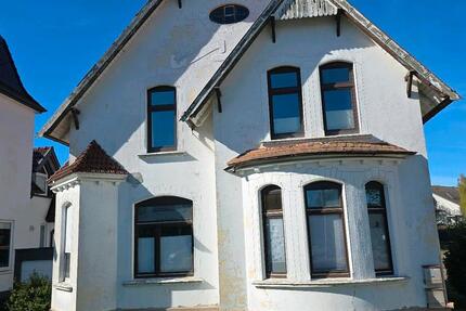 Haus Bad Oldesloe - 8 Zimmer, 170 m&sup2;, 289.900&euro; | Angebot:27077537