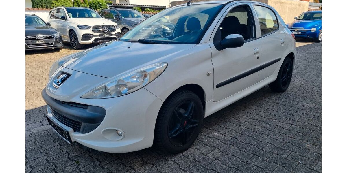 Peugeot 206 172.000 km 1.999 &euro; Karlsdorf 76689