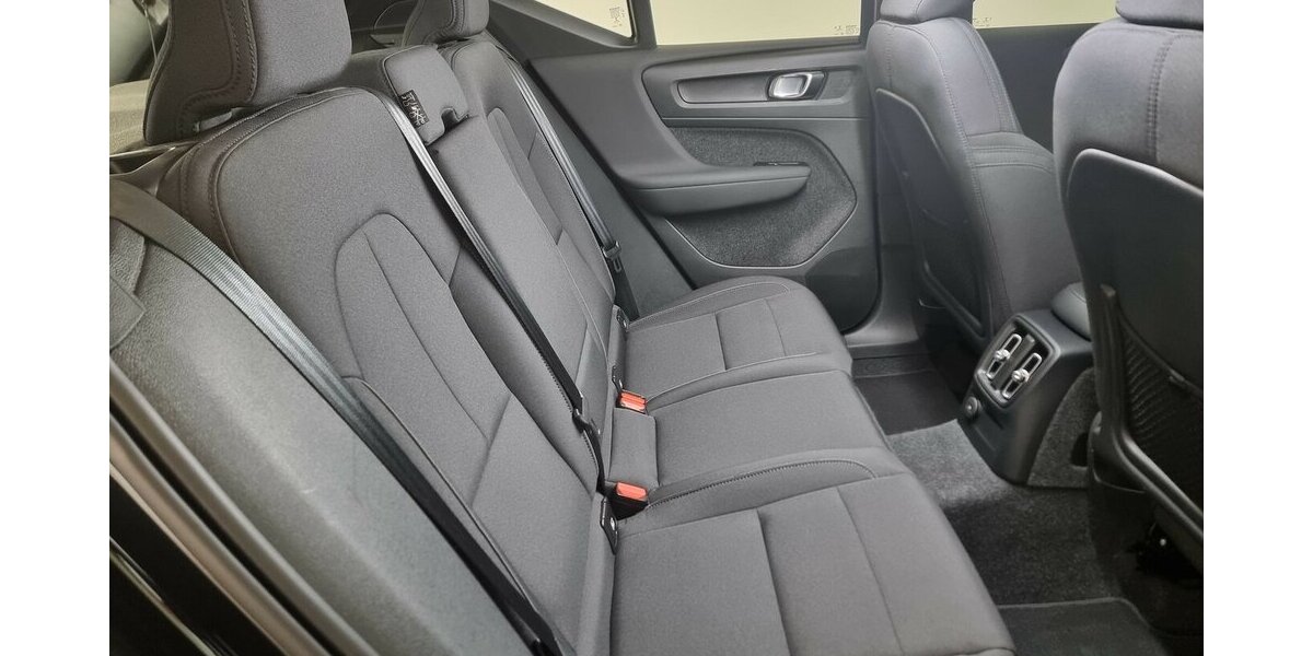 Volvo XC40 Hybrid 2WD PHEV LED AHK Navi Kamera 69.100 km 25.850 &euro; Garrel 49681