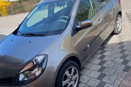 Renault Clio 160.000 km 1.800 &euro; Neutraubling 93073