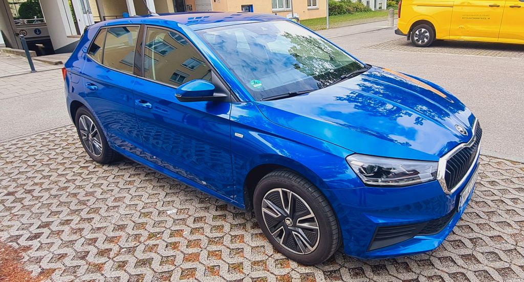 Skoda Fabia 27.192 km 18.000 &euro; München 80995