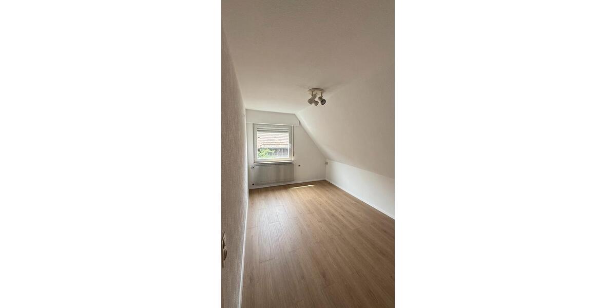 Doppelhaushälfte Reutlingen Reutlingen-Betzingen - 5 Zimmer, 107 m&sup2;, 1.350&euro; | Angebot:26491017