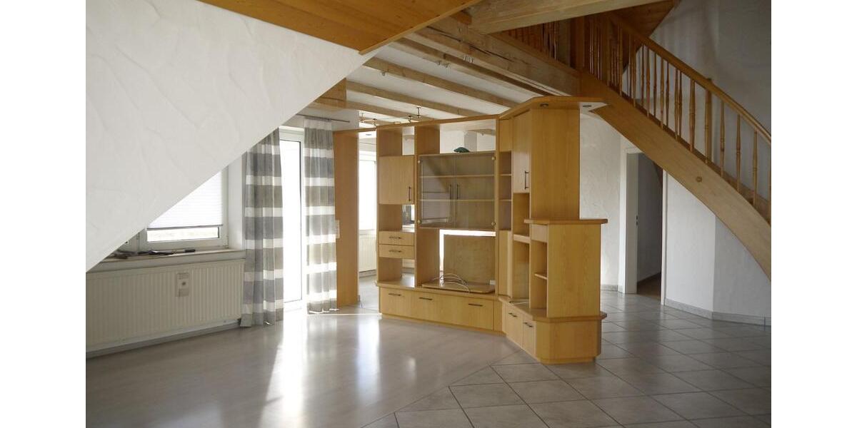 Dachgeschoßwohnung Blaubeuren - 5.5 Zimmer, 140 m&sup2;, 385.000&euro; | Angebot:26121968