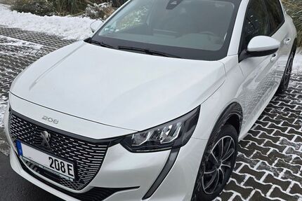 Peugeot 208 48.600 km 14.490 &euro; Mömbris 63776