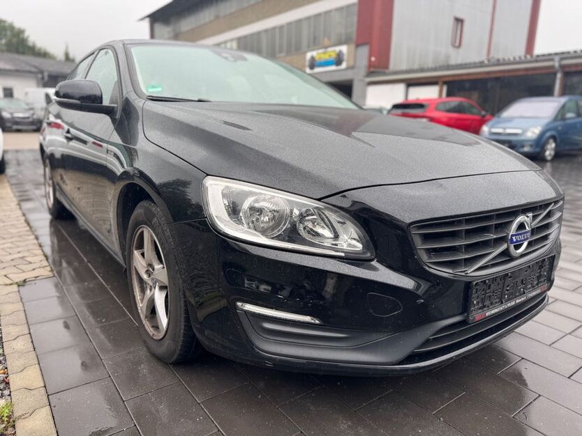 Volvo V60 202.104 km 6.900 € Oppenweiler 71570