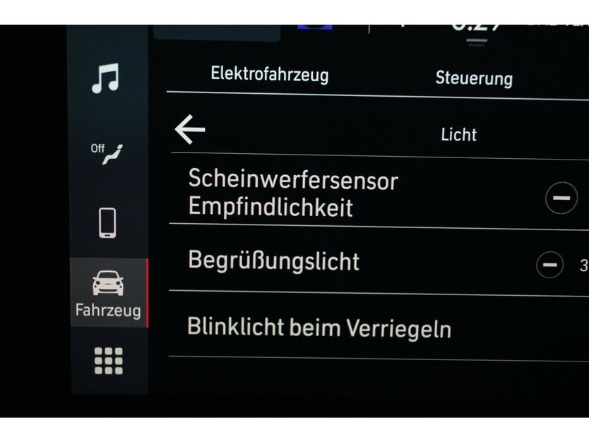 500e Action Carplay Android Automatik 1.Hand