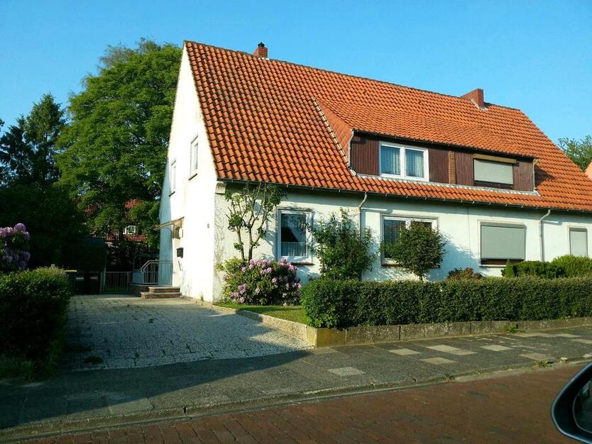 Erdgeschoßwohnung zu vermieten!