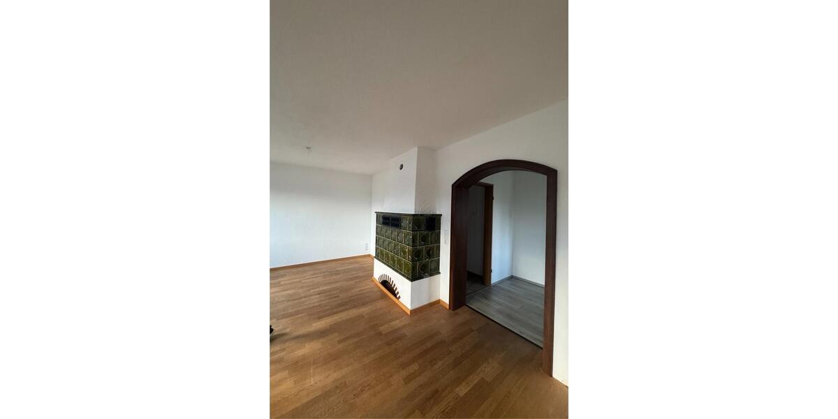 Erdgeschoßwohnung Michelau in Oberfranken - 4 Zimmer, 120 m&sup2;, 190.000&euro; | Angebot:26217973