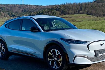 Ford Mustang Mach-E 14.000 km 31.100 &euro; Gaildorf 74405