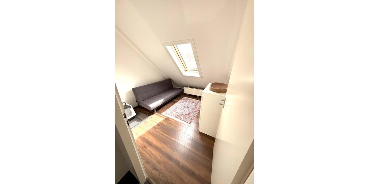 Reihenhaus Falkensee - 6 Zimmer, 137 m&sup2;, 2.250&euro; | Angebot:25989157