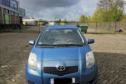 Toyota Yaris 217.000 km 2.700 &euro; Wuppertal 42117