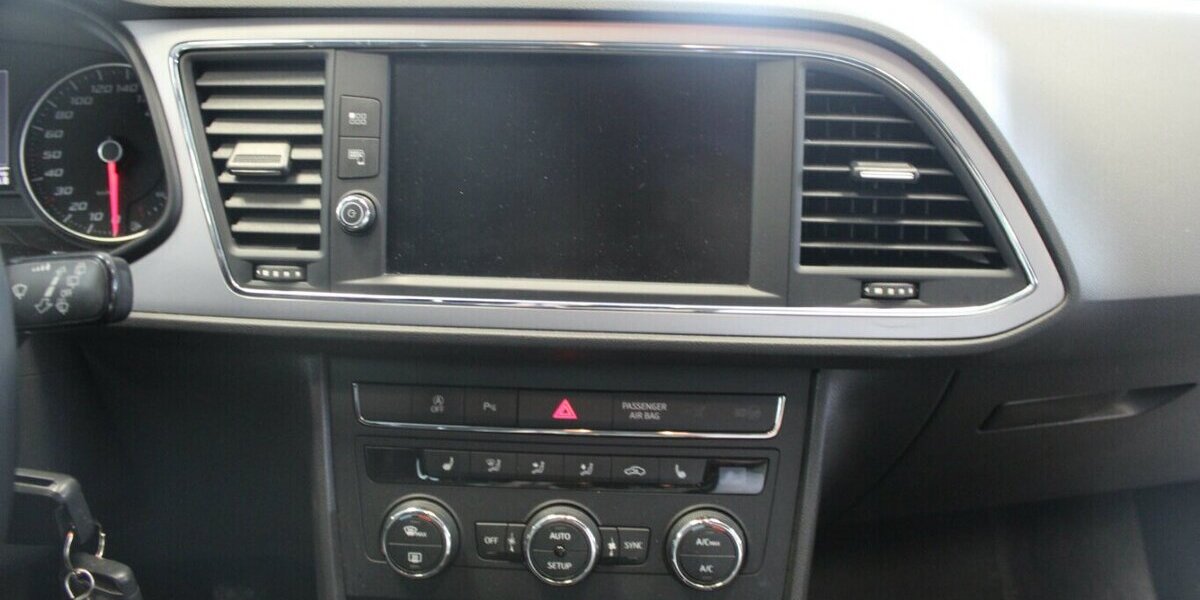 Seat Leon ST 1.2 TSI Style 143.630 km 10.980 € Euskirchen 53881