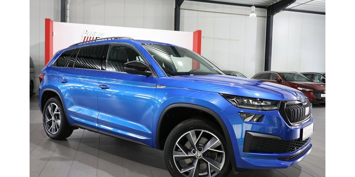 Skoda Kodiaq 2.0 TDI DSG 4x4 SPORTLINE RACE-BLUE+BLACK 124.000 km 30.991 &euro; Hamm 59077