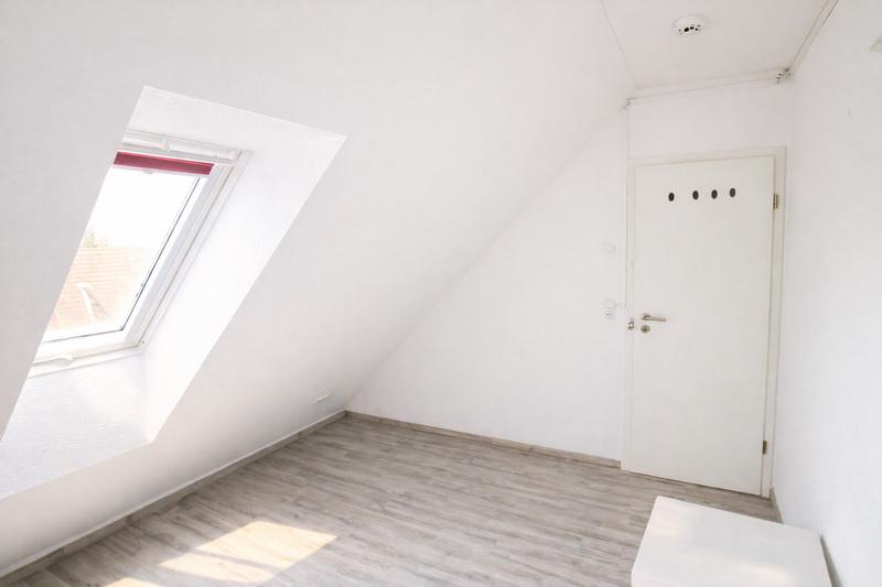 TOP-Eigentumswohnung * Bj. 2014 * mitten im Herzen von Henstedt-Ulzburg! - Dachgeschoßwohnung Henstedt-Ulzburg Ulzburg | Angebot:10431926