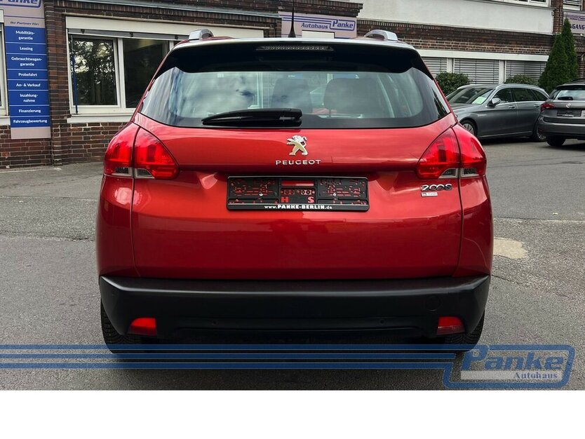 Peugeot 2008 Active*AHK*Navi*Klima*PDC*1-Hand*Chrom* 149.870 km 6.490 € Berlin 13187
