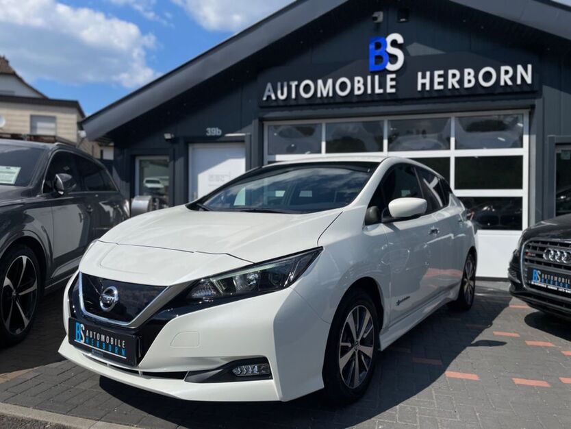 Nissan Leaf 61.900 km 12.990 € Herborn 35745