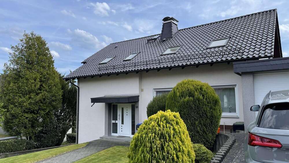 Einfamilienhaus Kalletal-Hohenhausen Hohenhausen - 10 Zimmer, 225 m&sup2;, 308.000&euro; | Angebot:26394525