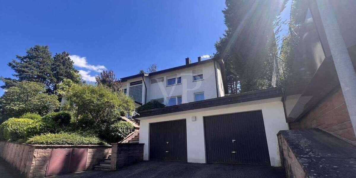 Einfamilienhaus Baden-Baden Baden - 10 Zimmer, 238 m&sup2;, 1.200.000&euro; | Angebot:27082680