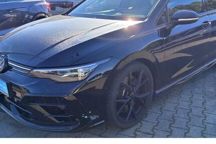 VW Golf 28.952 km 47.588 &euro; Herten 45701