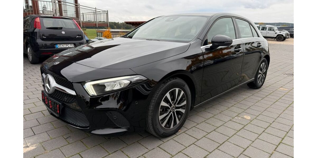 Mercedes-Benz A 180 93.093 km 18.590 &euro; Pirk 92712