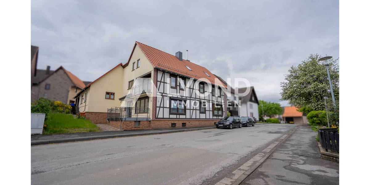 Einfamilienhaus Diemelstadt / Helmighausen Helmighausen - 1 Zimmer, 239 m&sup2;, 299.999&euro; | Angebot:25676625
