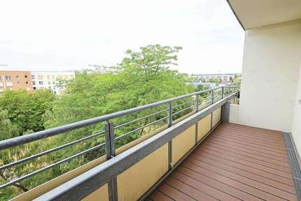 Wohnung Magdeburg Neustädter Feld - 1 Zimmer, 36 m&sup2;, 222&euro; | Angebot:26932881