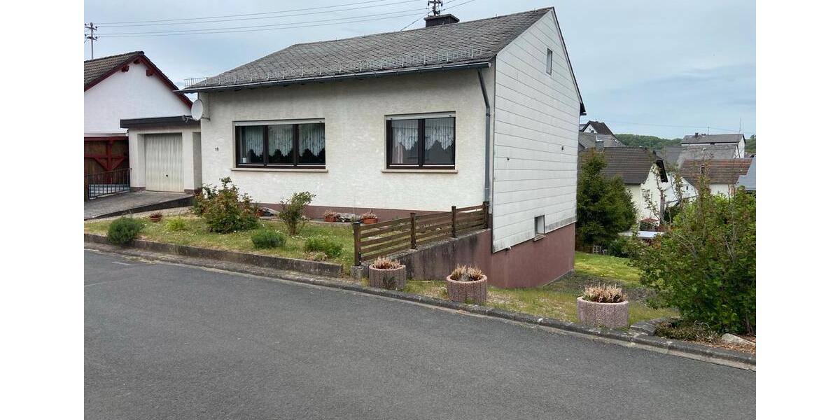 Einfamilienhaus Idar-Oberstein Oberstein - 5 Zimmer, 105 m&sup2;, 185.000&euro; | Angebot:26413405