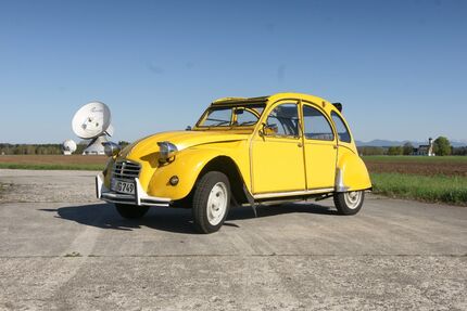 Citroen 2 CV 999.999 km 8.200 &euro; Pähl 82396