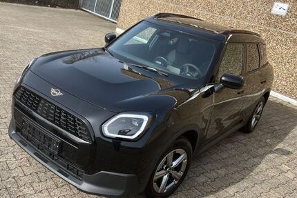 Mini Countryman C (Cooper) 2.500 km 35.600 &euro; Düsseldorf 40223