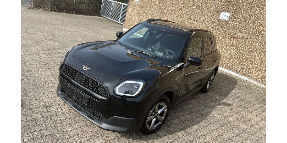 Mini Countryman C (Cooper) 2.500 km 35.600 &euro; Düsseldorf 40223