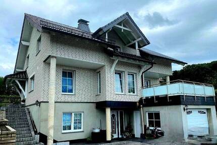 Haus Ruppichteroth - 5 Zimmer, 166 m&sup2;, 560.000&euro; | Angebot:23958982