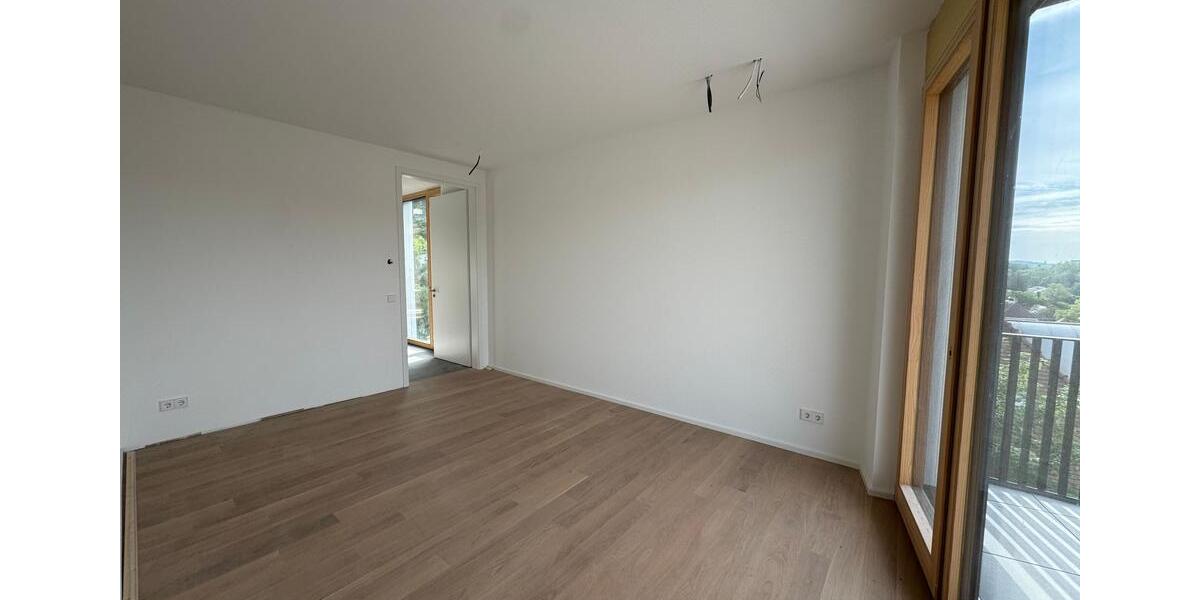 Einfamilienhaus Esslingen am Neckar - 3 Zimmer, 155 m&sup2;, 3.875&euro; | Angebot:26727636