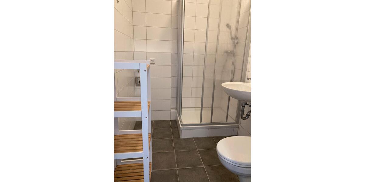 Dachgeschoßwohnung Gera - 1 Zimmer, 31 m&sup2;, 305&euro; | Angebot:26351070