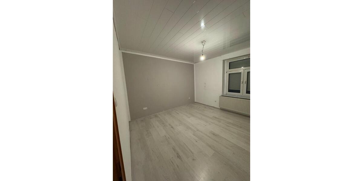 Erdgeschoßwohnung Hagen Hagen-Nord - 1 Zimmer, 33 m&sup2;, 290&euro; | Angebot:25048226