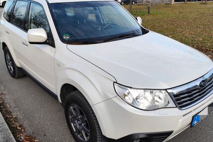 Subaru Forester 178.000 km 6.900 &euro; München 80807