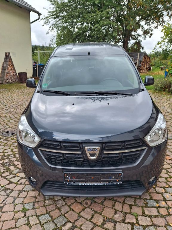 Dacia Dokker 48.700 km 10.000 € Steinberg 08237