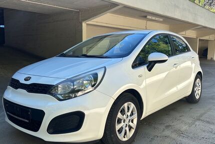 Kia Rio 298.000 km 3.400 &euro; Berlin 10783