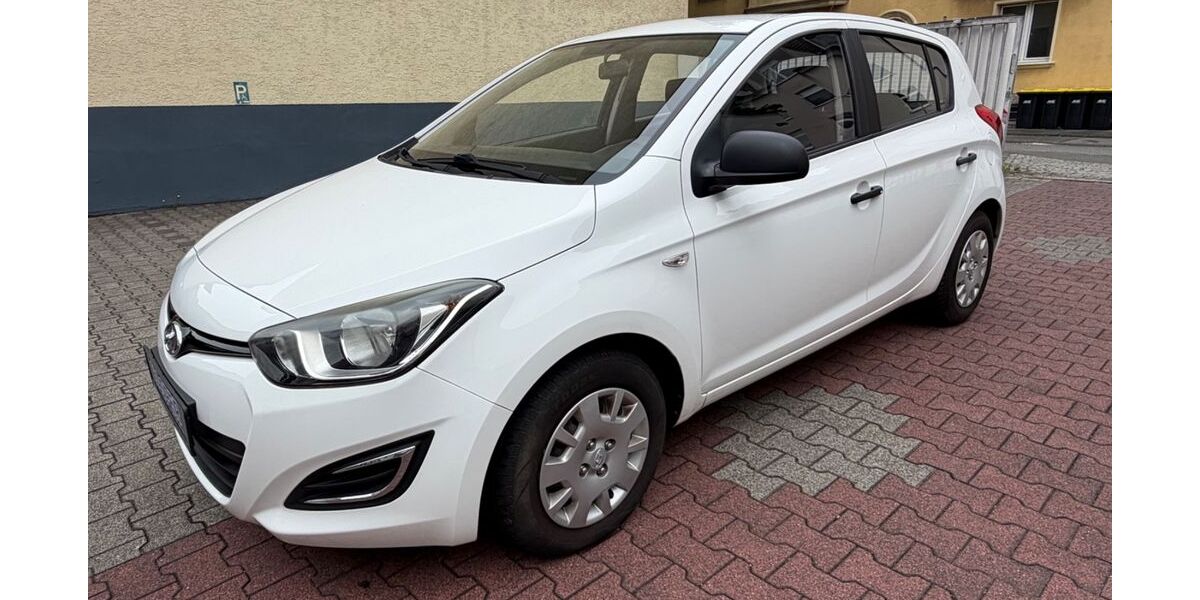Hyundai i20 88.000 km 4.990 &euro; Hagen 58135