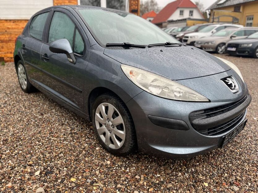 Peugeot 207 215.000 km 2.990 € Kiel 24146