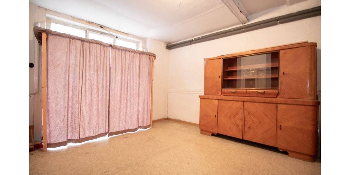 Reihenendhaus Hessisch Lichtenau - 6 Zimmer, 165 m&sup2;, 120.000&euro; | Angebot:23957110