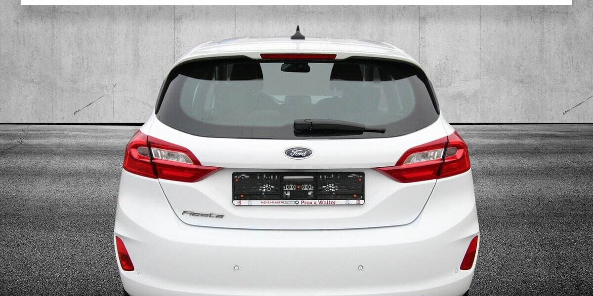 Ford Fiesta Cool & Connect LED+WINTER-PAKET+TEMPOMAT 68.388 km 11.990 &euro; Hagenow 19230