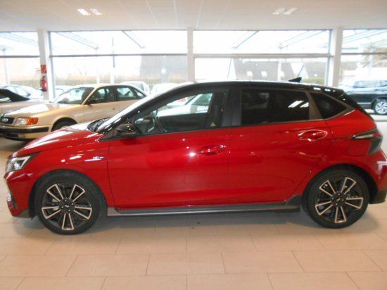 i20