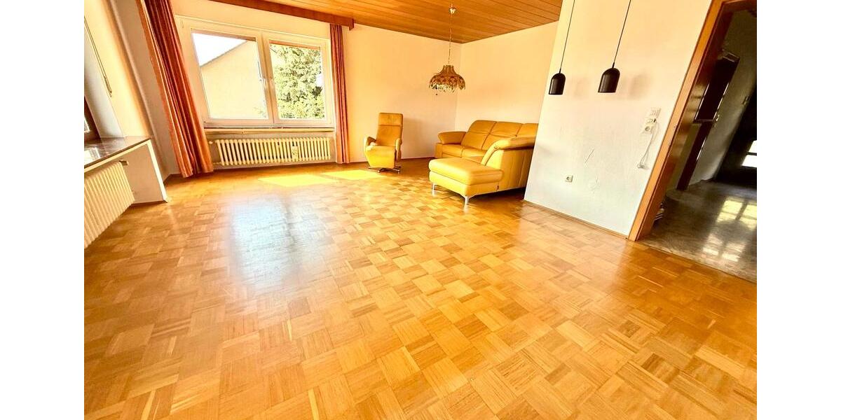 Einfamilienhaus Eschwege - 7 Zimmer, 228 m&sup2;, 245.000&euro; | Angebot:27111660
