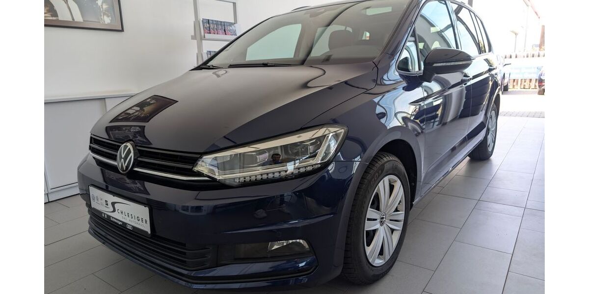 VW Touran 15.848 km 37.590 &euro; Sangerhausen 06526