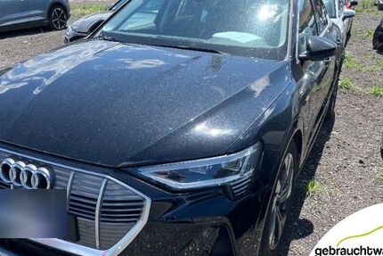 Audi e-tron 39.220 km 30.949 € Detmold 32760