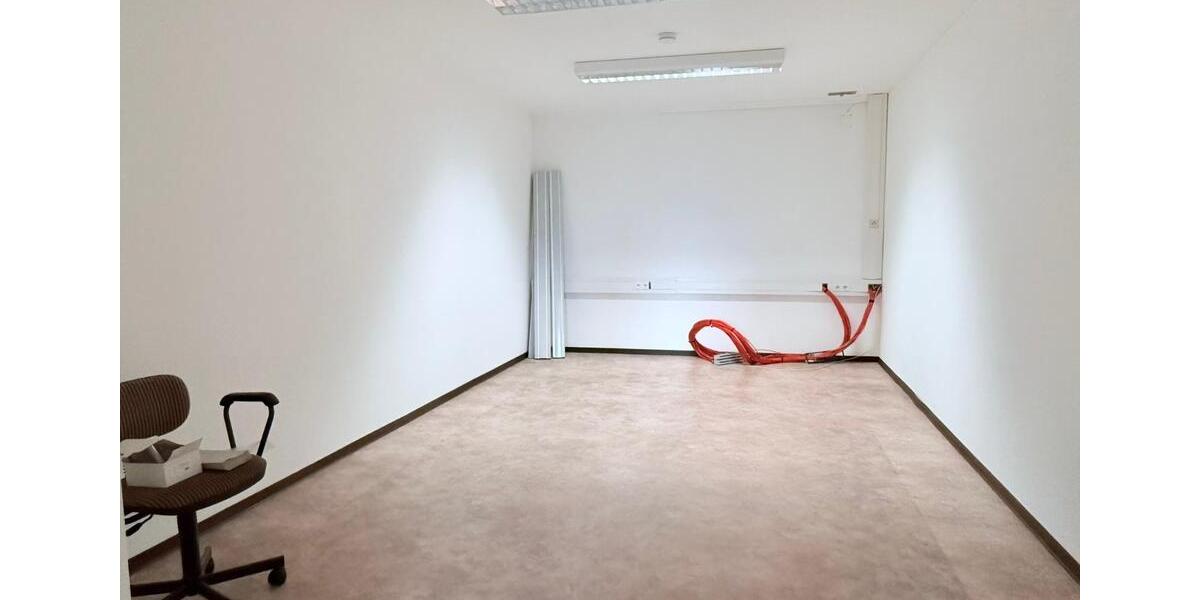 ⭐ Hochwertige Gewerbefläche in zentraler Lage von Papenburg ⭐ zimmer