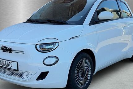 Fiat 500e 14.426 km 19.990 &euro; Neumünster 24536