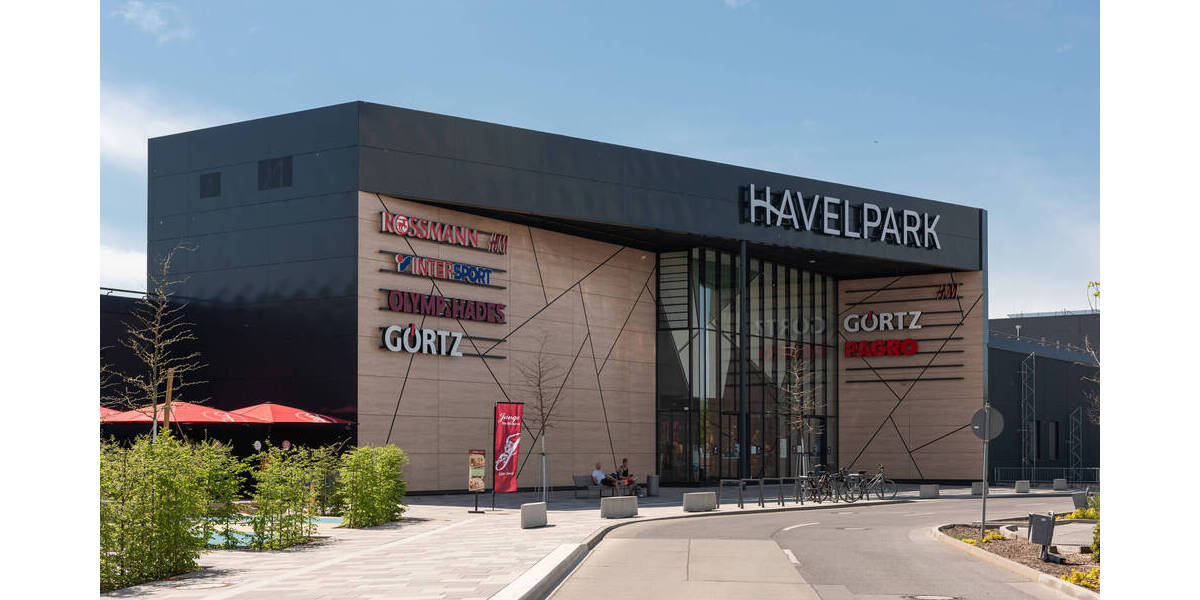 FREI AB MÄRZ 2026! Wunderschön gelegenes, geräumiges Reihenendhaus mit 179m² Wohn-Nutzfläche.. 4 zimmer